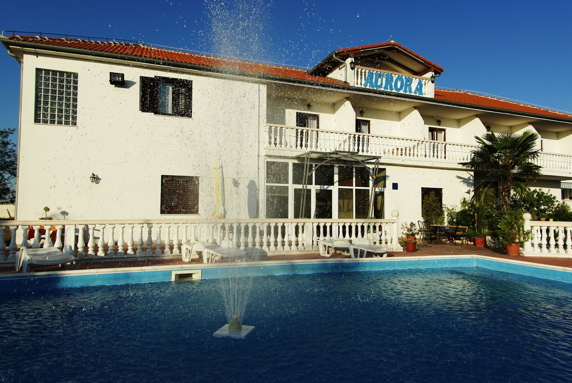 Hotel Aurora Пула Экстерьер фото